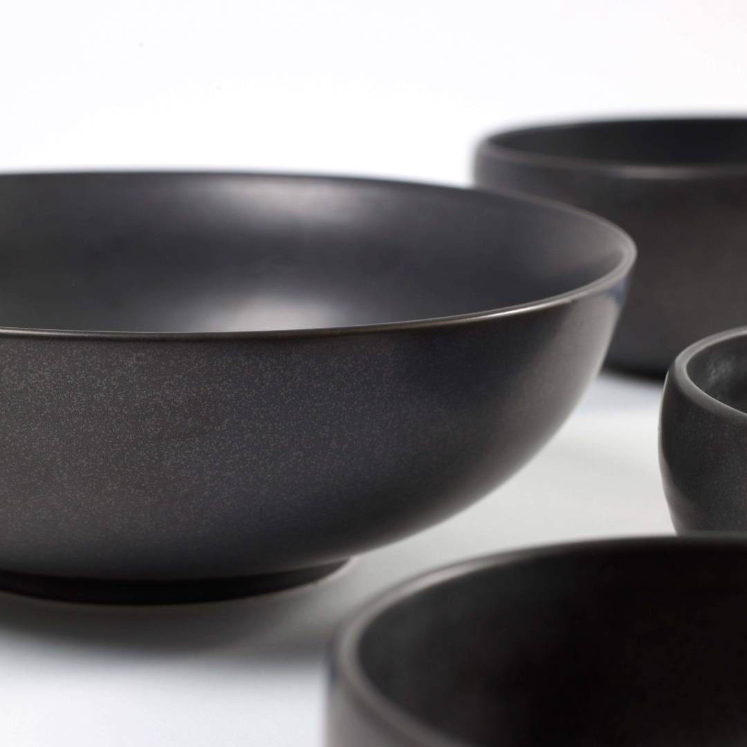 SERAX-PURE-Salad-Bowl-XL- Black