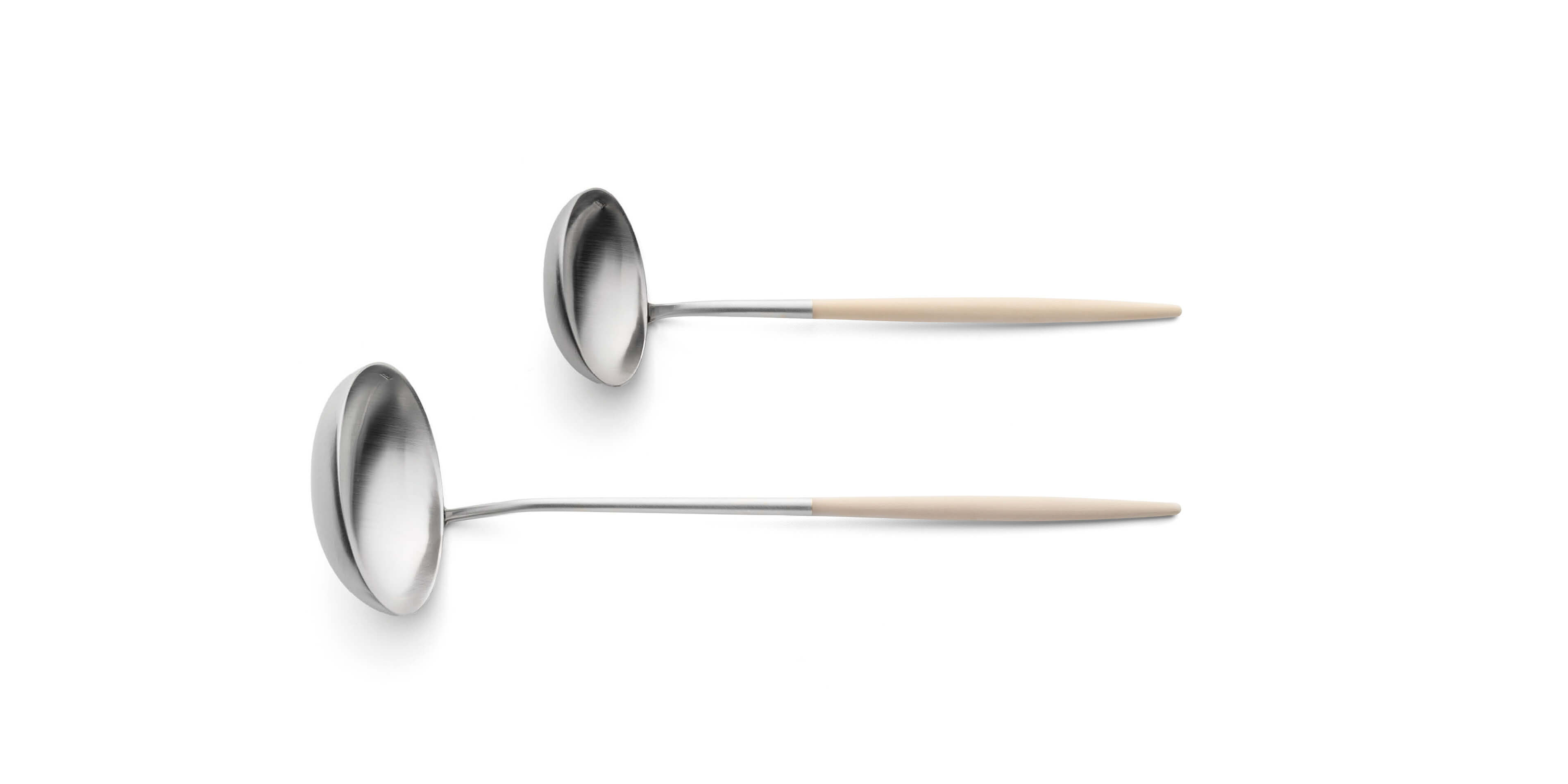 Cutipol Mio Ivory with soup ladle and sauce ladle