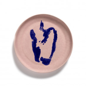 SERAX Feast - Pink serving plate with blue pepper