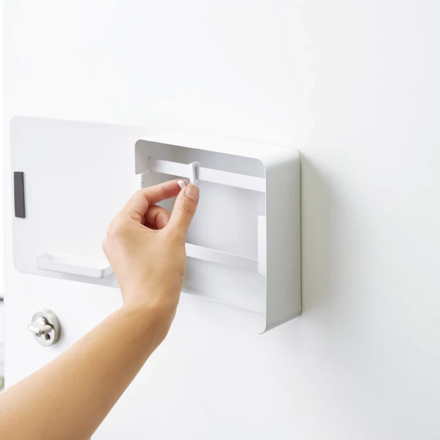 YAMAZAKI Rin - Magnetic key box #2