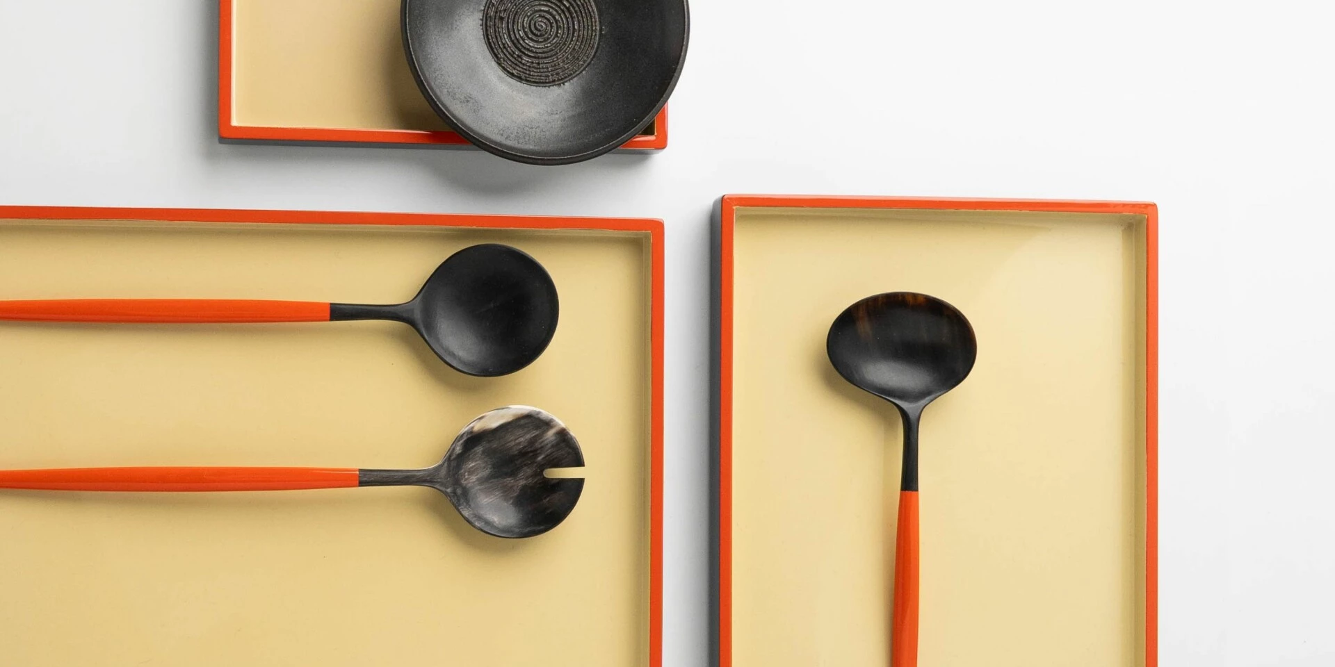 CUTIPOL Goa Specials - Soup spoon matte horn and orange lacquer-2