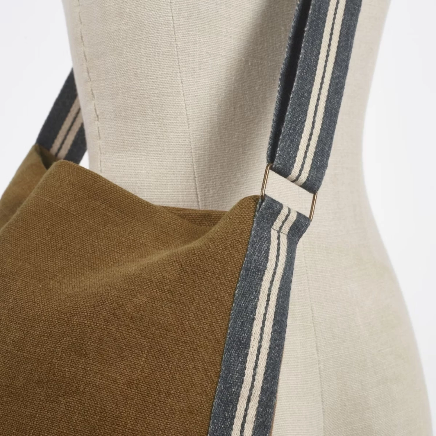 LIBECO Miles - Cross body bag oak #2