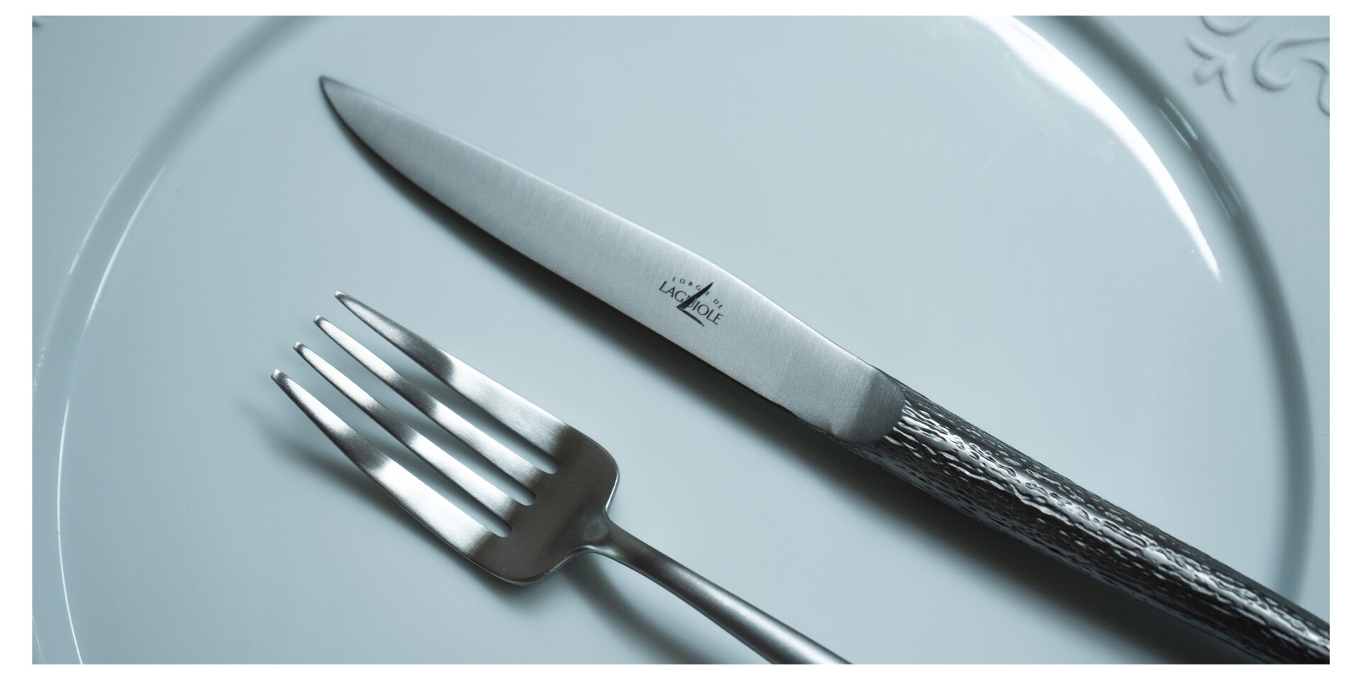 FORGE DE LAGUIOLE Signature - Set of 6 knives monobloc Philippe Starck satin #4